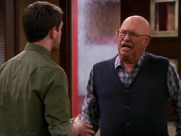 Terapia con Charlie - Charlie y la hermana retorcida de Sean
