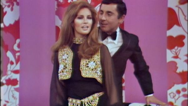 The Best of the Dean Martin Show - Raquel Welch, Jimmy Stewart, Victor Borge (4/24/1969)