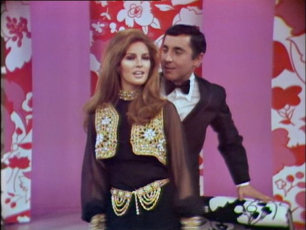 The Best of the Dean Martin Show - Raquel Welch, Jimmy Stewart, Victor Borge (4/24/1969)