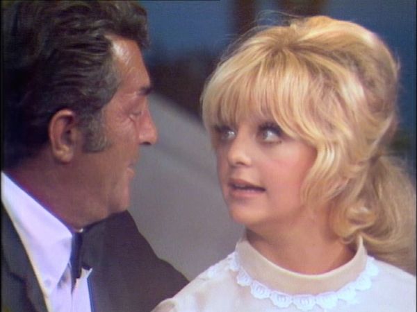 The Best of the Dean Martin Show - Goldie Hawn, Dom DeLuise (9/18/1969)