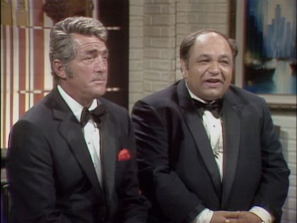The Best of the Dean Martin Show - Bing Crosby, Rip Taylor, Richard Castellano, Clair & McMahon (10/7/1971)