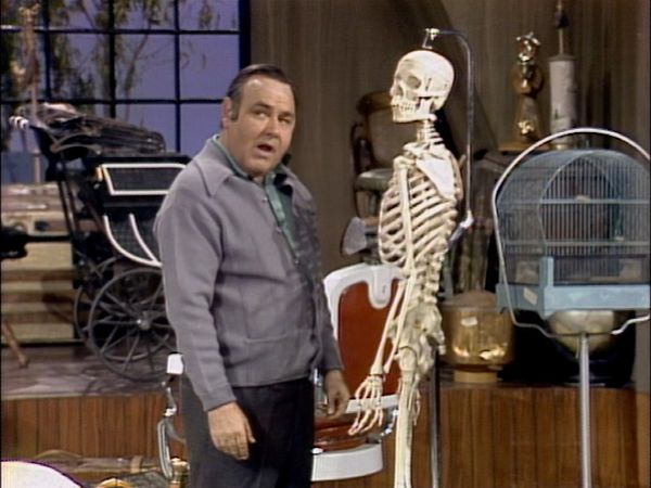 The Best of the Dean Martin Show - Jonathan Winters (3/2/1972)
