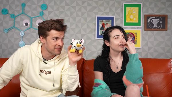 Game Theory Live - Don't Let Him in Your House!: "Peepy's Theme" and itemLabel