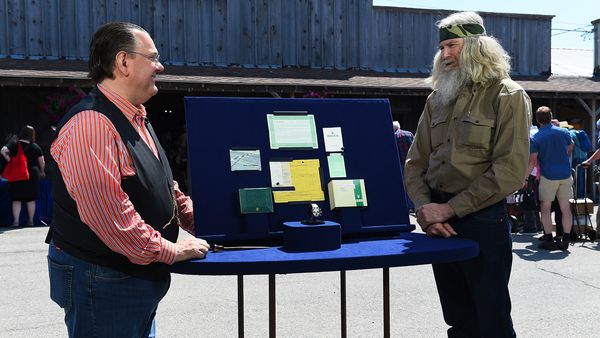 Antiques Roadshow US - Bonanzaville Hour 1