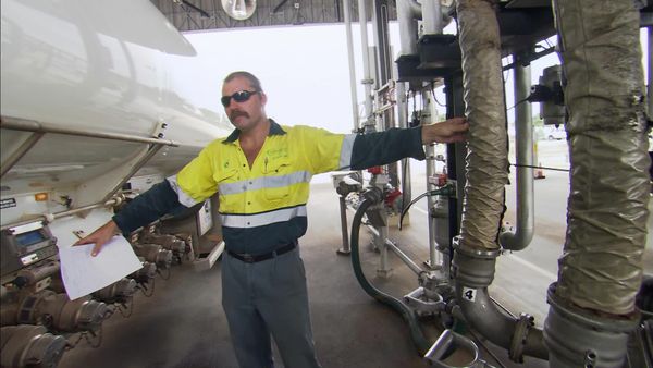 Outback Truckers - Wet Season Rush
