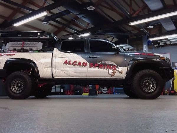 Motorhead Garage - Air Conditioning Demystified, A Tantalizing Dream Ride, and New Gear for Your Vehicle