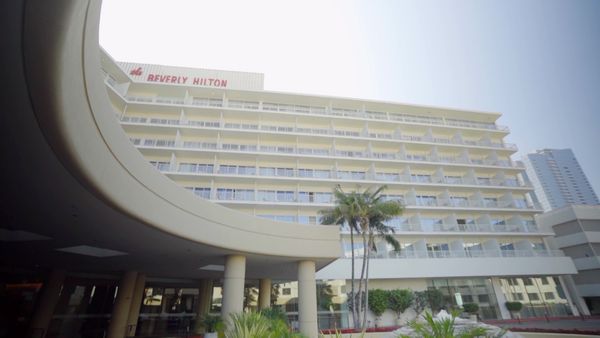 World's Greatest Hotels - The Beverley Hilton