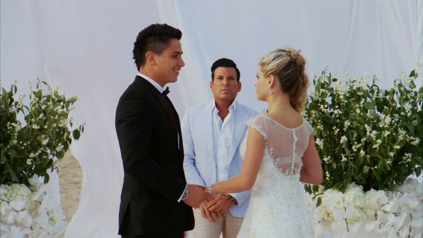 David Tutera's CELEBrations - David's First Ambush Wedding
