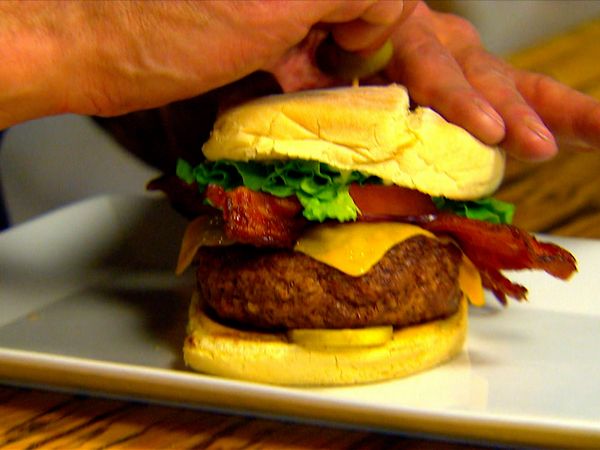 Best In Chow - Burger Wars: Banff