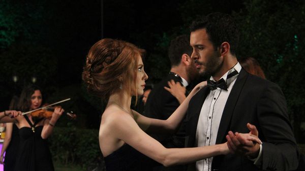 Kiralık Aşk – Love for Rent - Episode 6