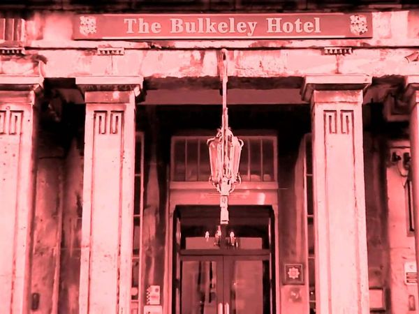 The Past Hunters: Enter the Paranormal - Bulkeley Hotel
