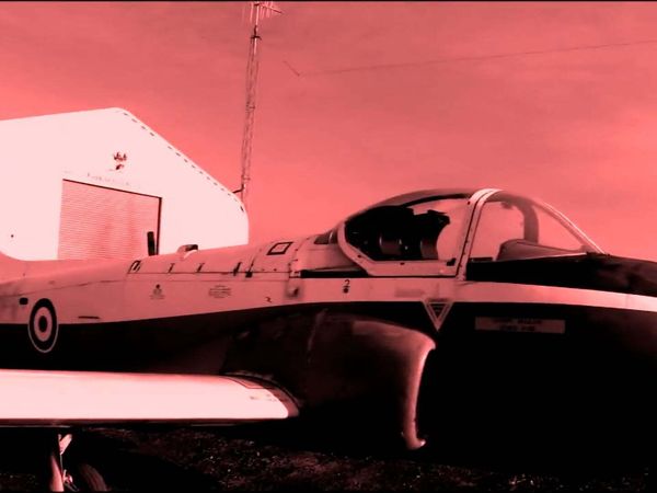 The Past Hunters: Enter the Paranormal - Hack Green Secret Nuclear Bunker