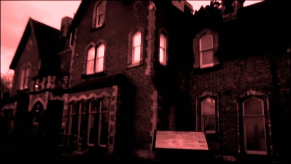 The Past Hunters: Enter the Paranormal - Whitby Hall