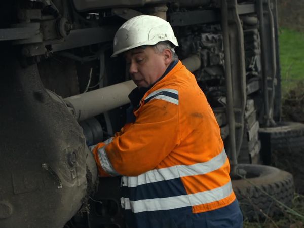 Trucking Hell - Episode 12