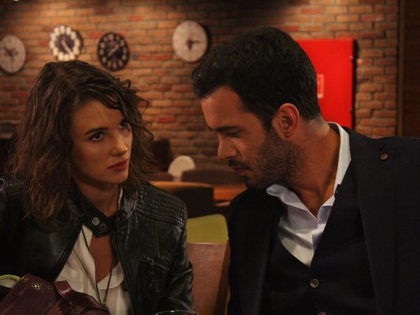 Kiralık Aşk – Love for Rent - Episode 44