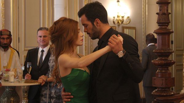 Kiralık Aşk – Love for Rent - Episode 53