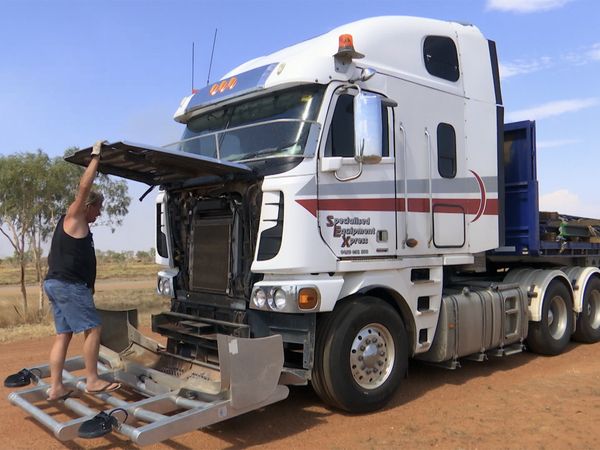 Outback Truckers - Storms and Fires