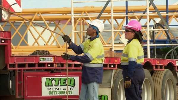 Outback Truckers - In the Hot Seat