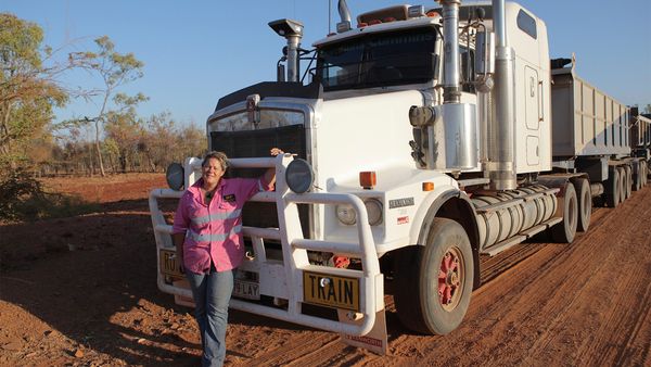 Outback Truckers - Fiery Crossroads