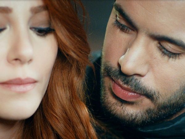 Kiralık Aşk – Love for Rent - Episode 77