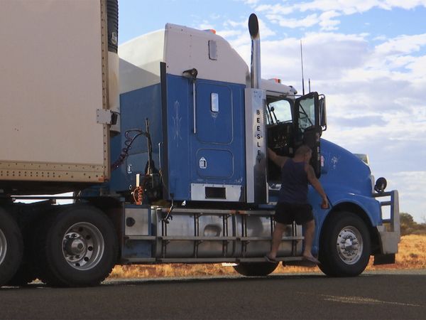 Outback Truckers - Refrigeration Trouble