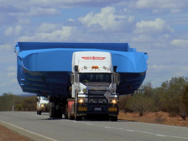 Outback Truckers - Trials by Fire, Flood, and Shortcuts