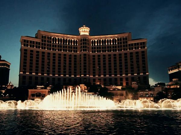 Deep Undercover - Operation Thin Crust: Destroying the Vegas Mob