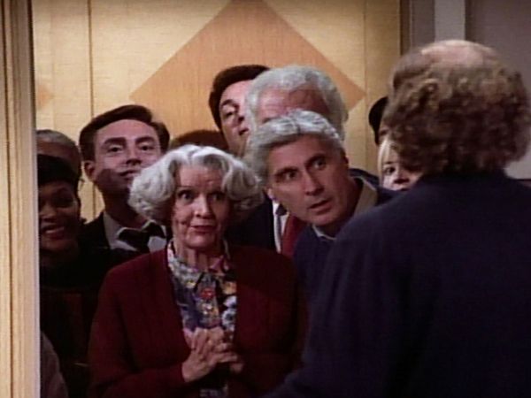 Frasier - ¿Adivina quién viene a desayunar?