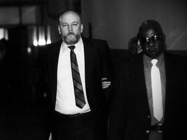 Deep Undercover - Operation Iceman: Taking Down the Mafia’s Hitman