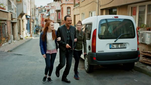 Kiralık Aşk – Love for Rent - Episode 102