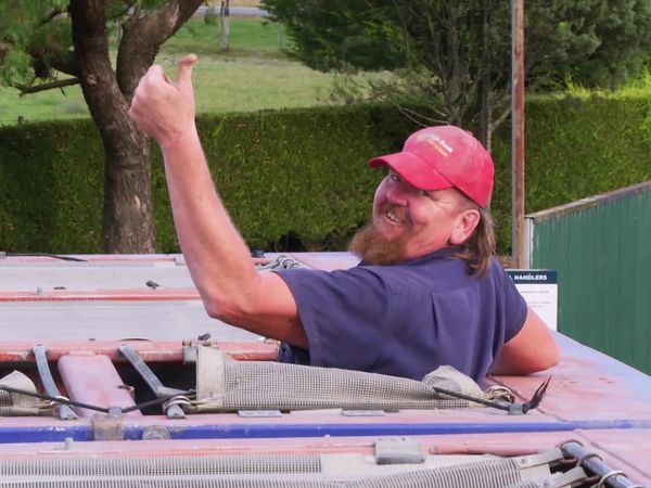 Outback Truckers - Hard Road Ahead