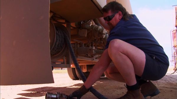 Outback Truckers - Heavyweight Hauls