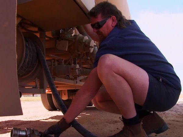 Outback Truckers - Heavyweight Hauls