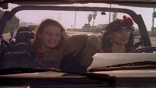 Melrose Place - Hermana Blanca Soltera