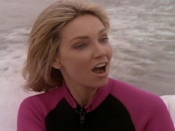Melrose Place - Tres Son Multitud