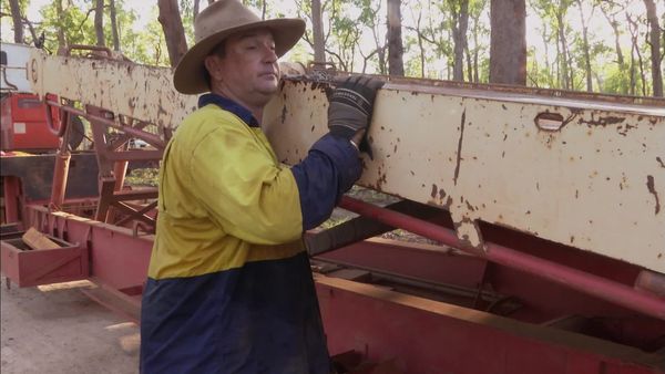 Outback Truckers - Fragile Delivery