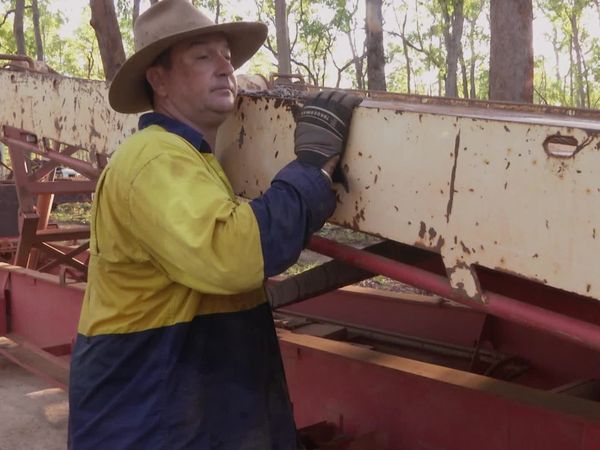 Outback Truckers - Fragile Delivery