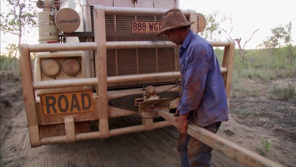 Outback Truckers - Bogs and Blockages