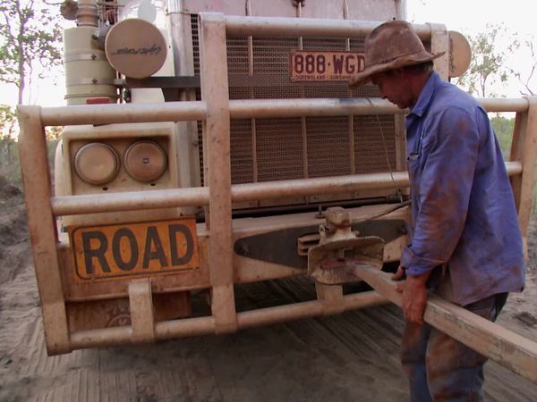 Outback Truckers - Bogs and Blockages