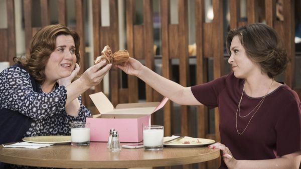 Crazy Ex-Girlfriend - I'm Going on a Date with Josh's Friend!