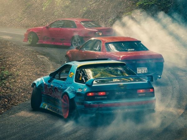 SAMMIT - Sideways on Sacred Roads