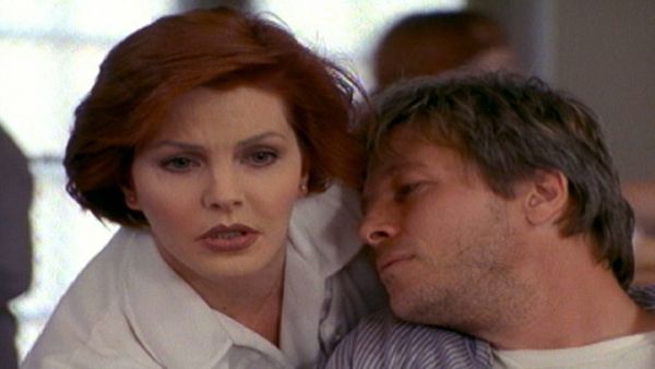 Melrose Place - Betsy Metálica