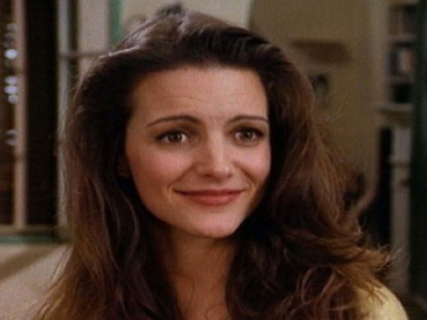 Melrose Place - Sydney Fastidiada Y Hecha Un Lío