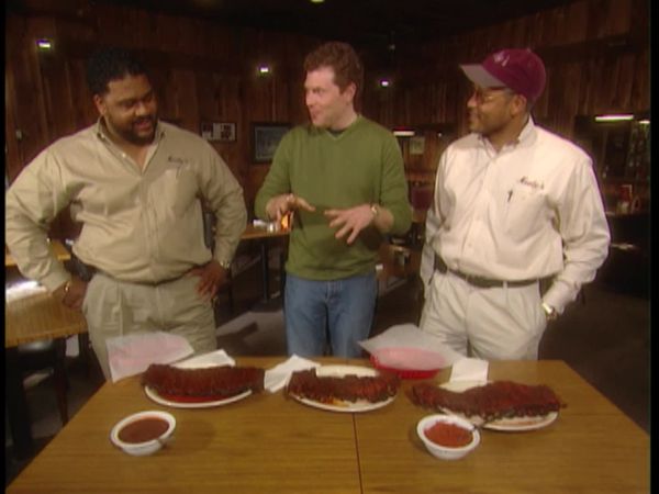 BBQ with Bobby Flay - Barbecue Feuds