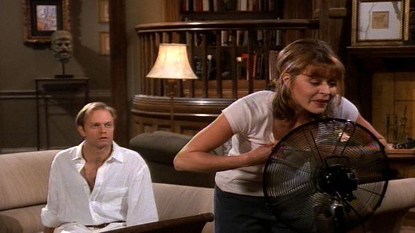 Frasier - Daphne odia a Sherry