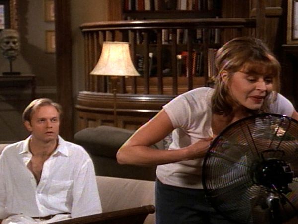 Frasier - Daphne odia a Sherry