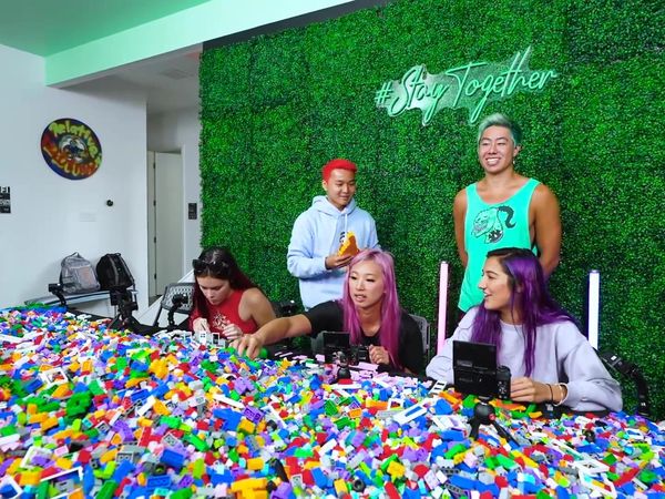 ZHC - Best Lego Art Wins