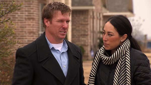 Fixer Upper - Texan Family Returns to Roots