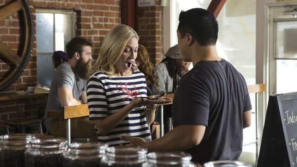 Crazy Ex-Girlfriend - Who's the Cool Girl Josh is Dating?