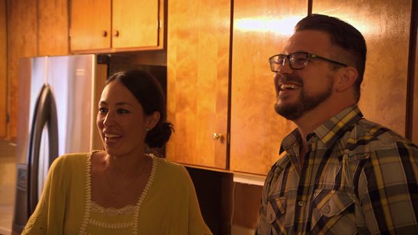 Fixer Upper - Old Friend Returns to Waco